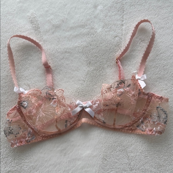 AGENT PROVOCATEUR Zuri Plunge Underwired Bra in Light Pink - Picture 6 of 11